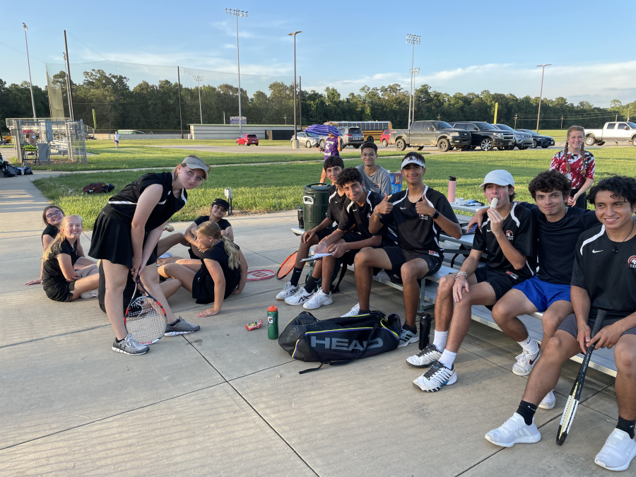 Tennis team earns victory first game of the season