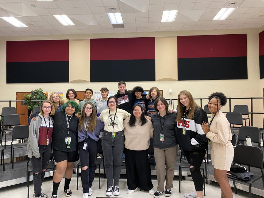Choir students advance to region auditions