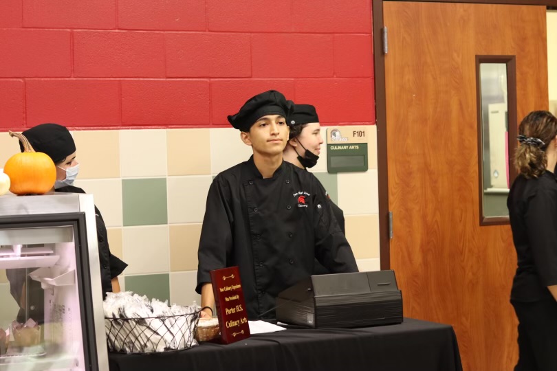 Culinary students open up cafe for teachers.