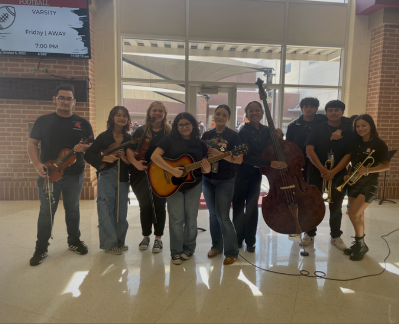 Mariachi Band makes impact on Hispanic culture at PHS