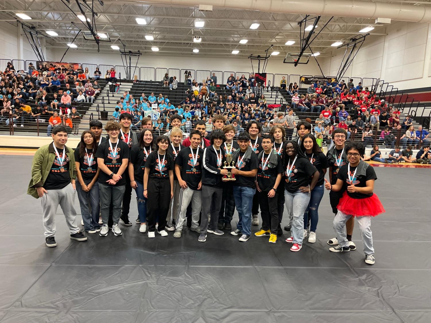 Robotics+team+wins%2C+advances+to+state+to+compete+against+75+other+teams