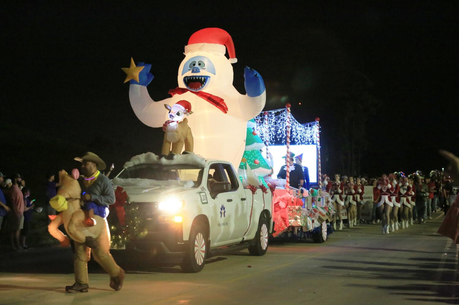 New+Caney+ISD+holds+first+Christmas+Parade+December+6