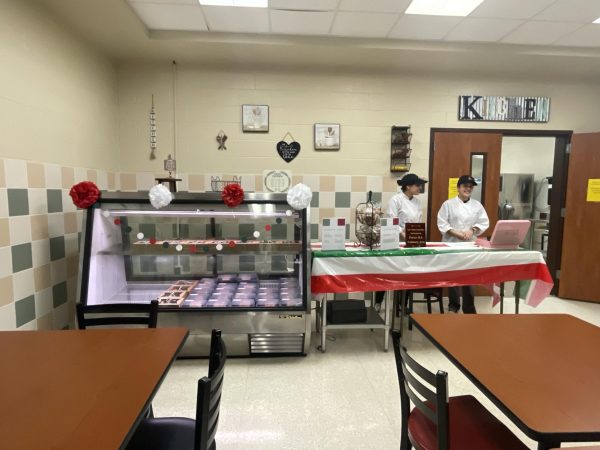 Advance culinary students have a very Delizioso cafe